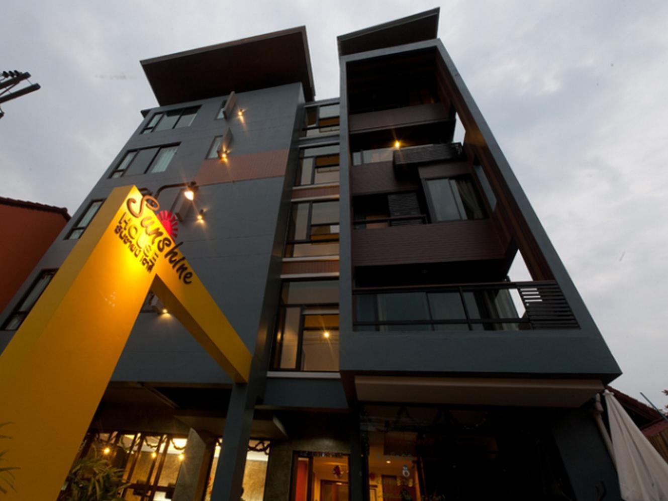 Oyo 233 Sunshine House Hotell Chiang Mai Eksteriør bilde