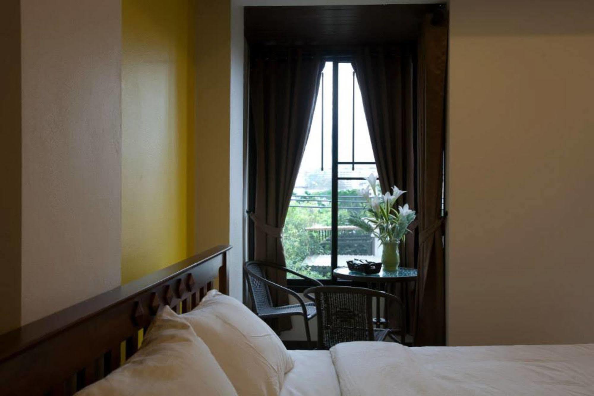Oyo 233 Sunshine House Hotell Chiang Mai Eksteriør bilde