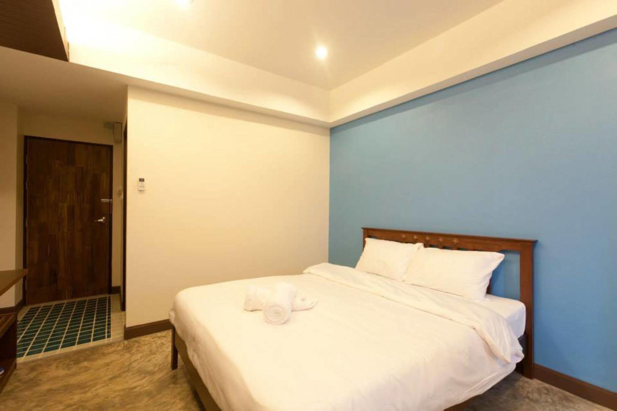 Oyo 233 Sunshine House Hotell Chiang Mai Eksteriør bilde