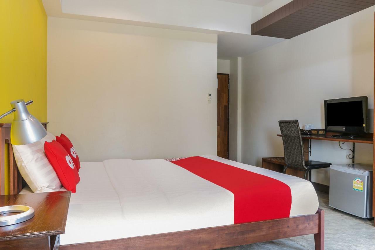 Oyo 233 Sunshine House Hotell Chiang Mai Eksteriør bilde